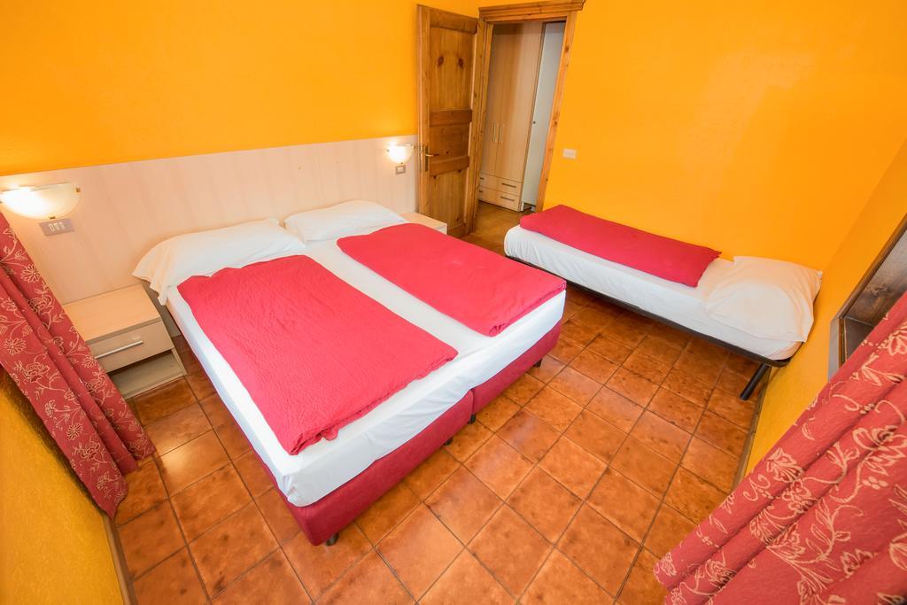 דירות ליביניו Casa Rosalba מראה חיצוני תמונה